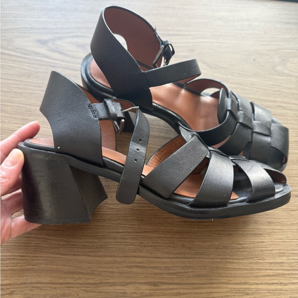 Zara Black Fisherman Sandals. Size EU 37 - Picture 2 of 4